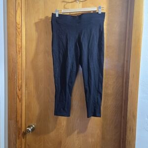 Torrid crop leggings, size 0